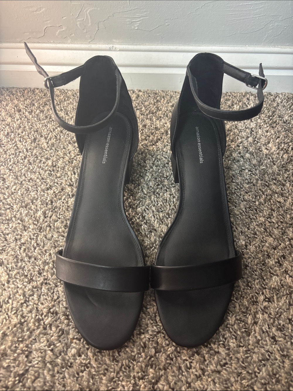 Amazon Essentials Black Ankle Strap Block Heel Sandals